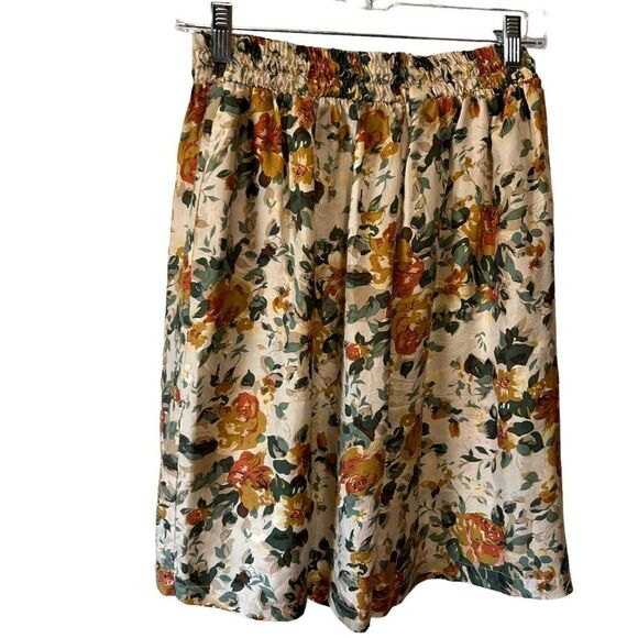 Coaco Vintage Floral Silk Longline Shorts - Picture 6 of 7